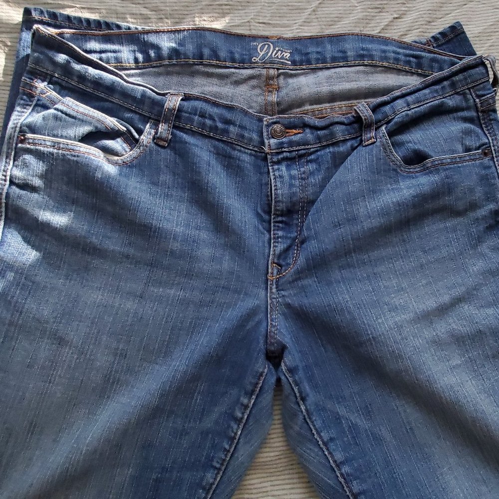 Old Navy Diva Skinny Leg Jeans